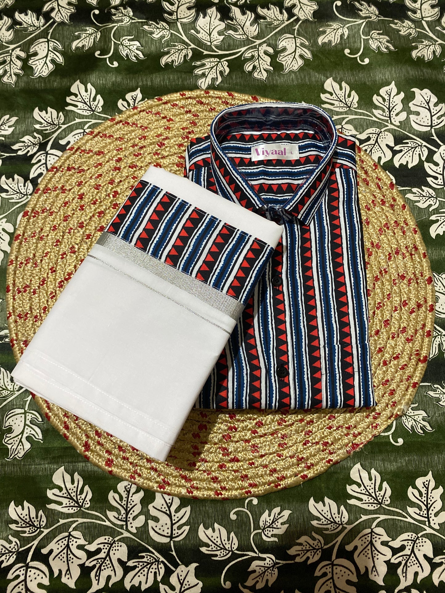 Red strips